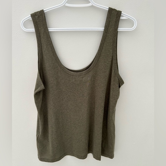 Abercrombie & Finch Green Tank Top - Picture 2 of 4